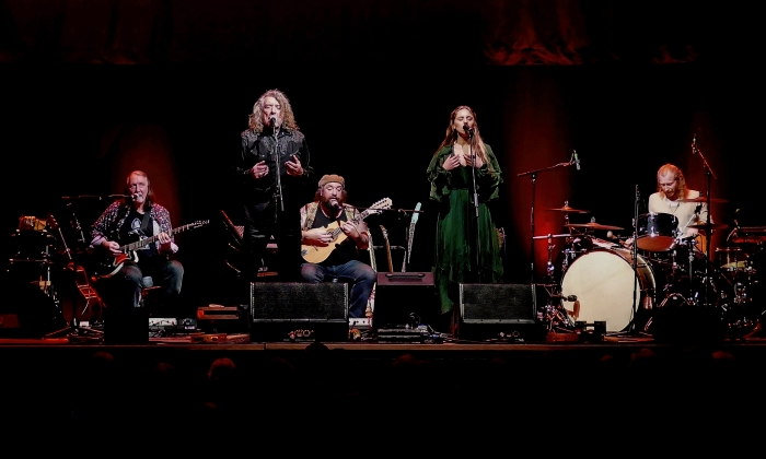 Saving Grace featuring Robert Plant and Suzi Dian in concert at the Victoria Theatre Halifax
